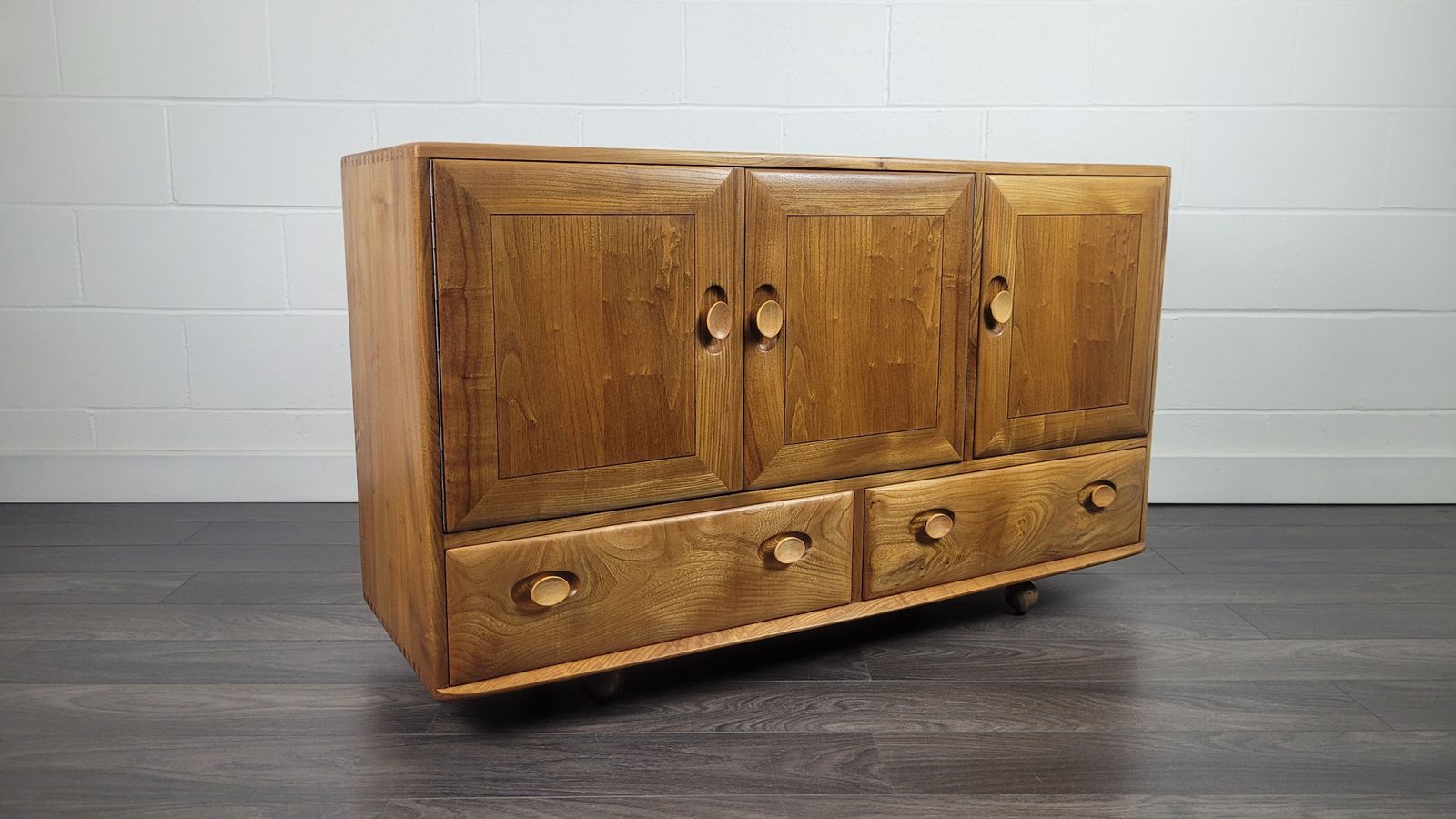 875.0 Ercol Sideboard, 1960s photo