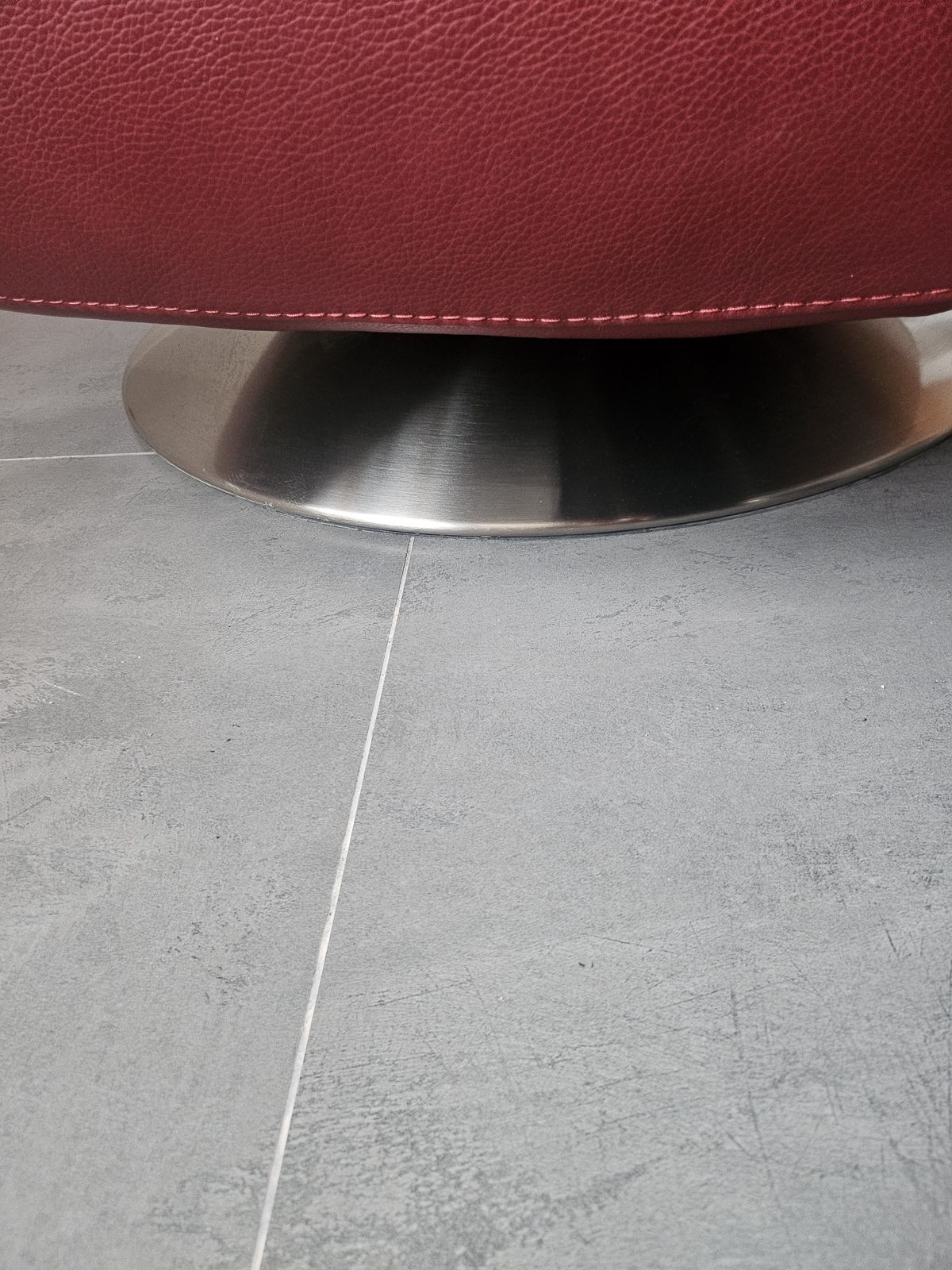 Natuzzi Swivel Chair, 21st Century photo Furniture
