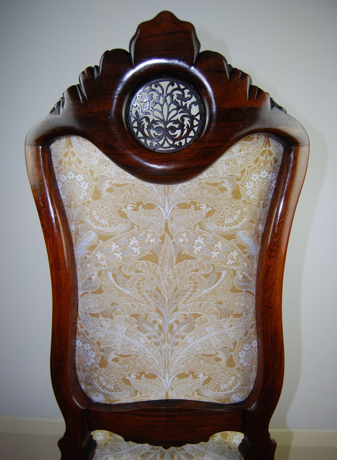 585.0 Victorian Carved Rosewood Ladies Chair / Nursing Chair photo
