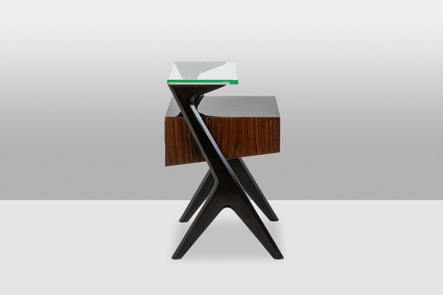 Ico Parisi.  Pair Of Bedside Tables Or End Tables. 1950s 60s. photo Furniture