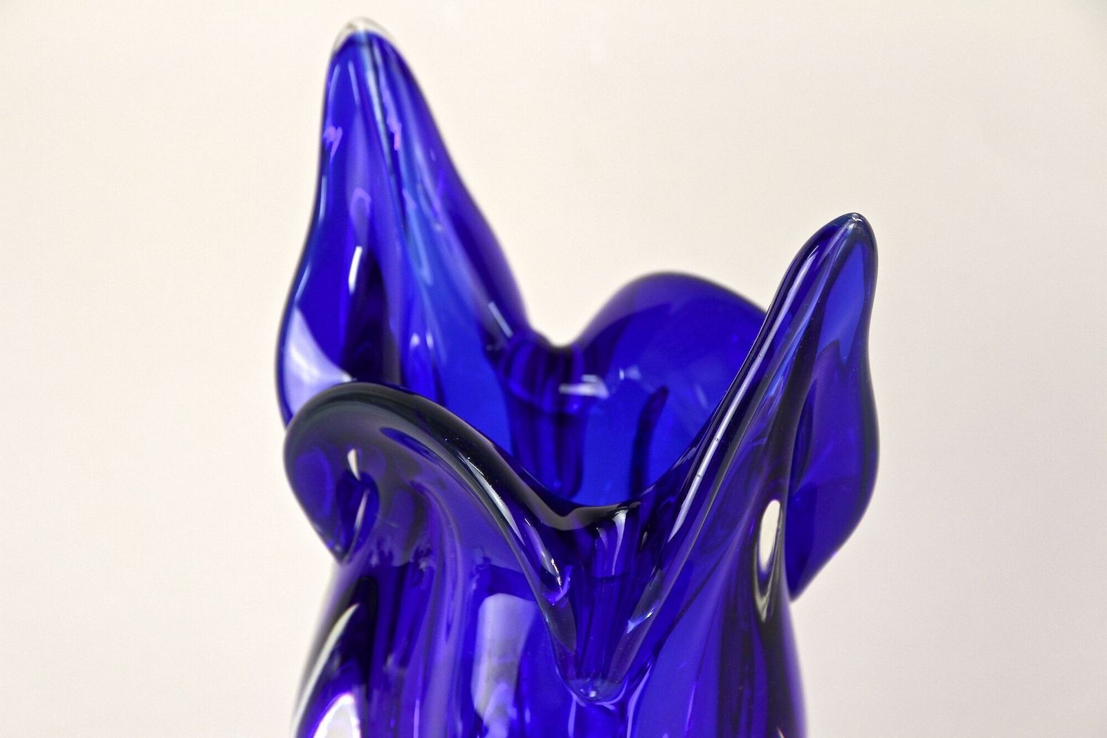 20th Century Dark Blue Murano Glass Vase, Sommerso Murano, Italy Ca. 1960/70 photo 510.0