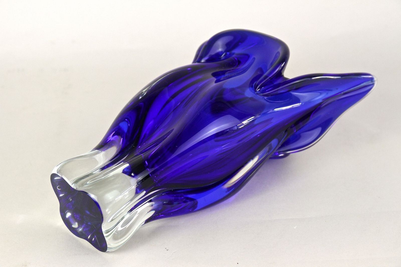 photo vinterior 20th Century Dark Blue Murano Glass Vase, Sommerso Murano, Italy Ca. 1960/70