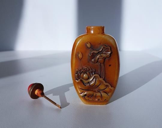 Early 20th Cen. Chinese Soapstone Zhusha Bottle And Seal With Carved Lotus And Lily Pad Relief photo vinterior