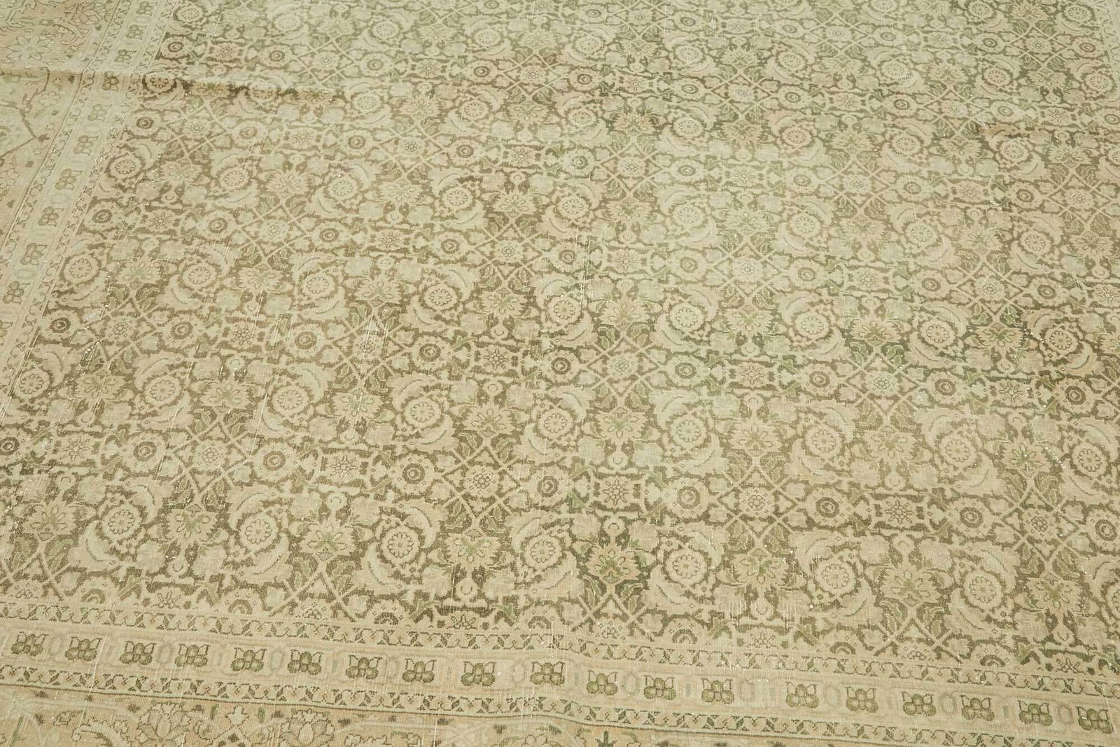 photo for sale Large Vintage Hand Knotted Rug 240 Cm X 516 Cm