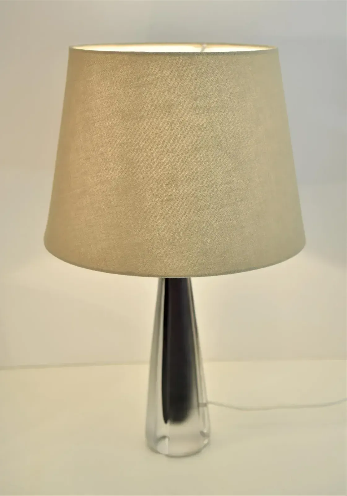 Doublecoated Frosted Glass Purple Core Table Lamps By Kosta, Sweden, Set Of 2 photo 2354.0