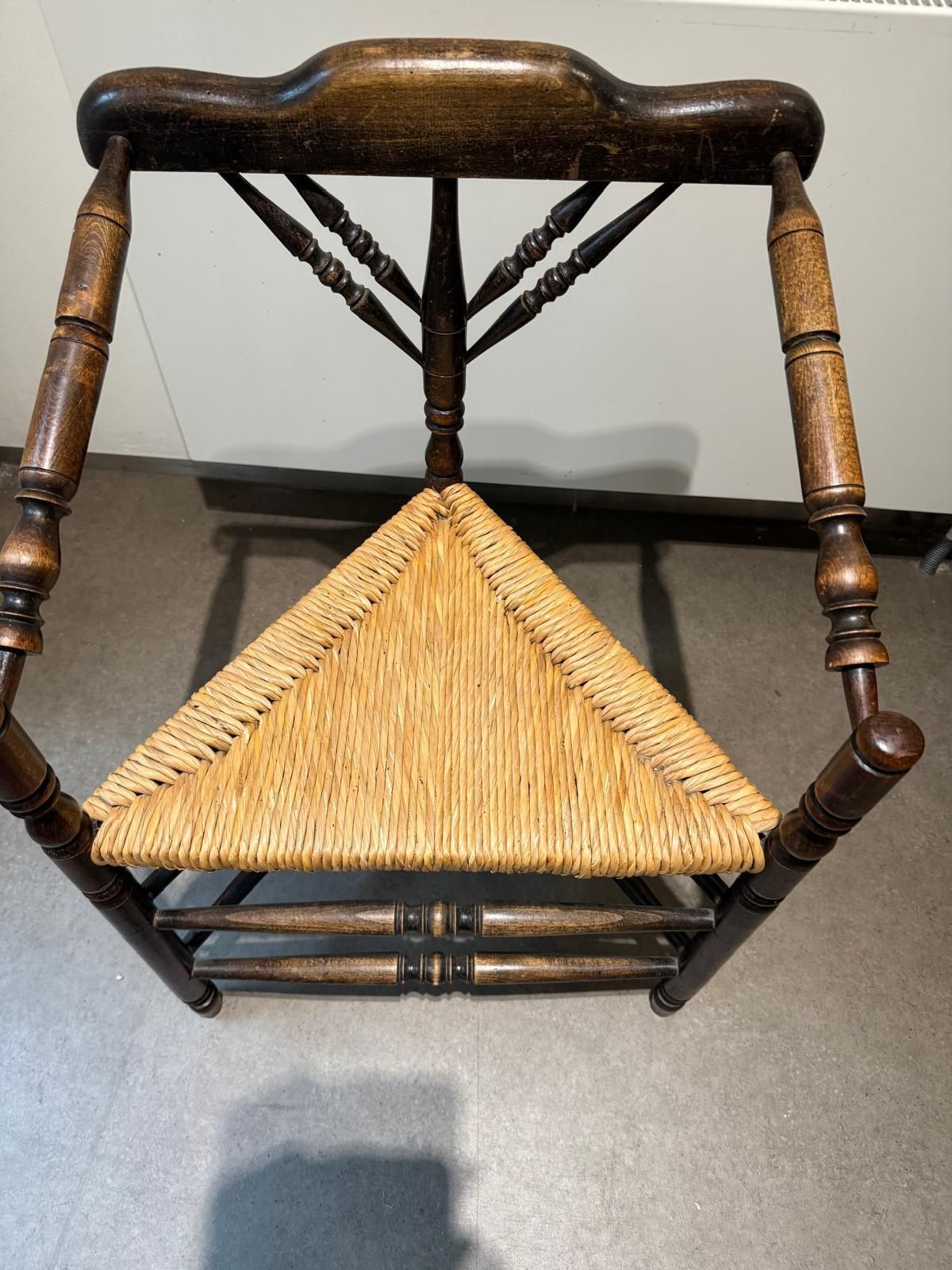 photo vinterior Two Rush Seat Knitting Armchair In An Antique Edwardian Style Triangular Corner Chair, 1900s