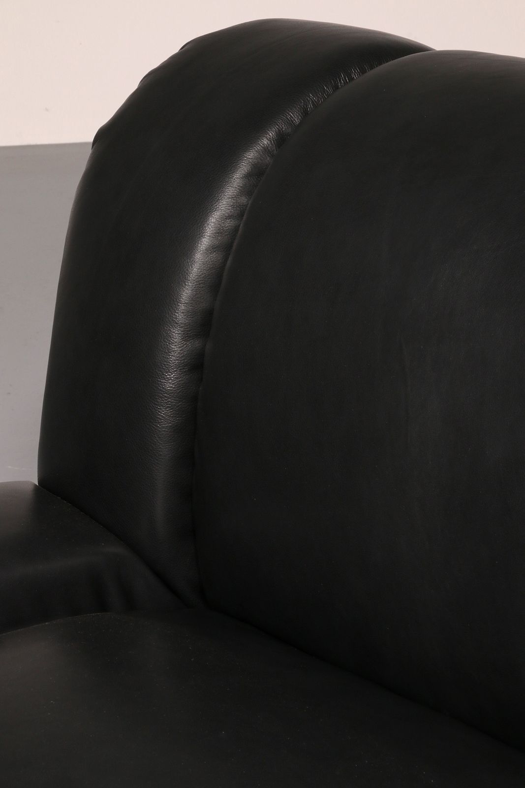 Mimo Padova Black Leader Modulaire Lounge Chairs "Velasquez"   1970 photo for sale