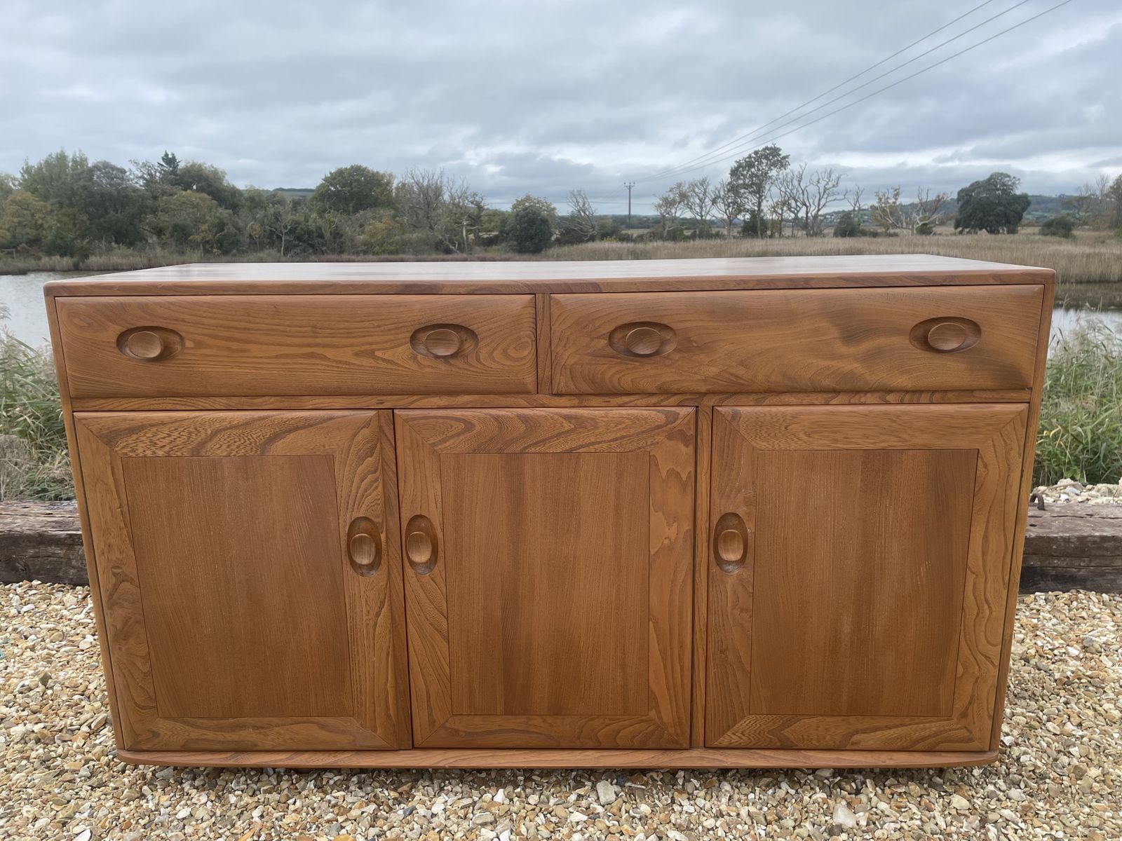 photo vinterior Ercol Windsor Blue Label Side Board In Blonde