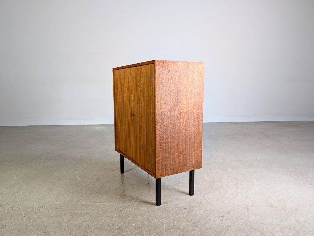 Original Midcentury Sideboard Dresser Walnut Vintage photo 734.0