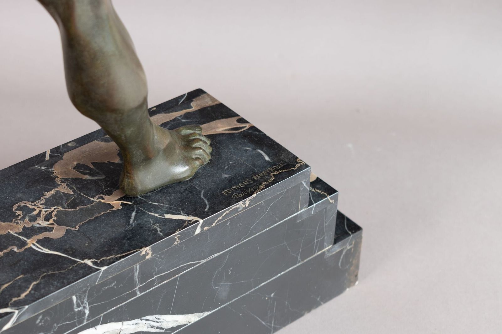 Bronze Olympian Figure, 1930s, Vintage photo buy