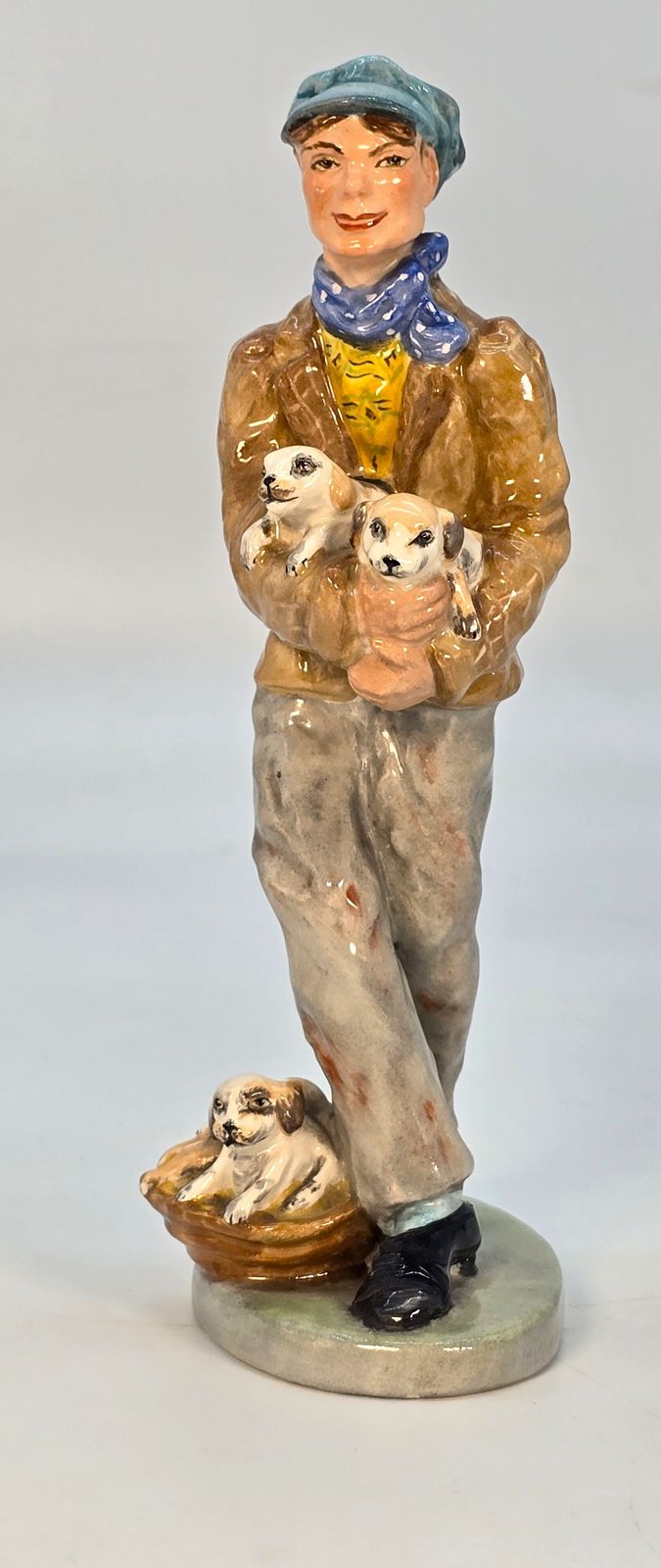 A Rare Edwardian Wedgwood & Co. Ltd China Figure Of The Puppy Seller. photo Home Decor
