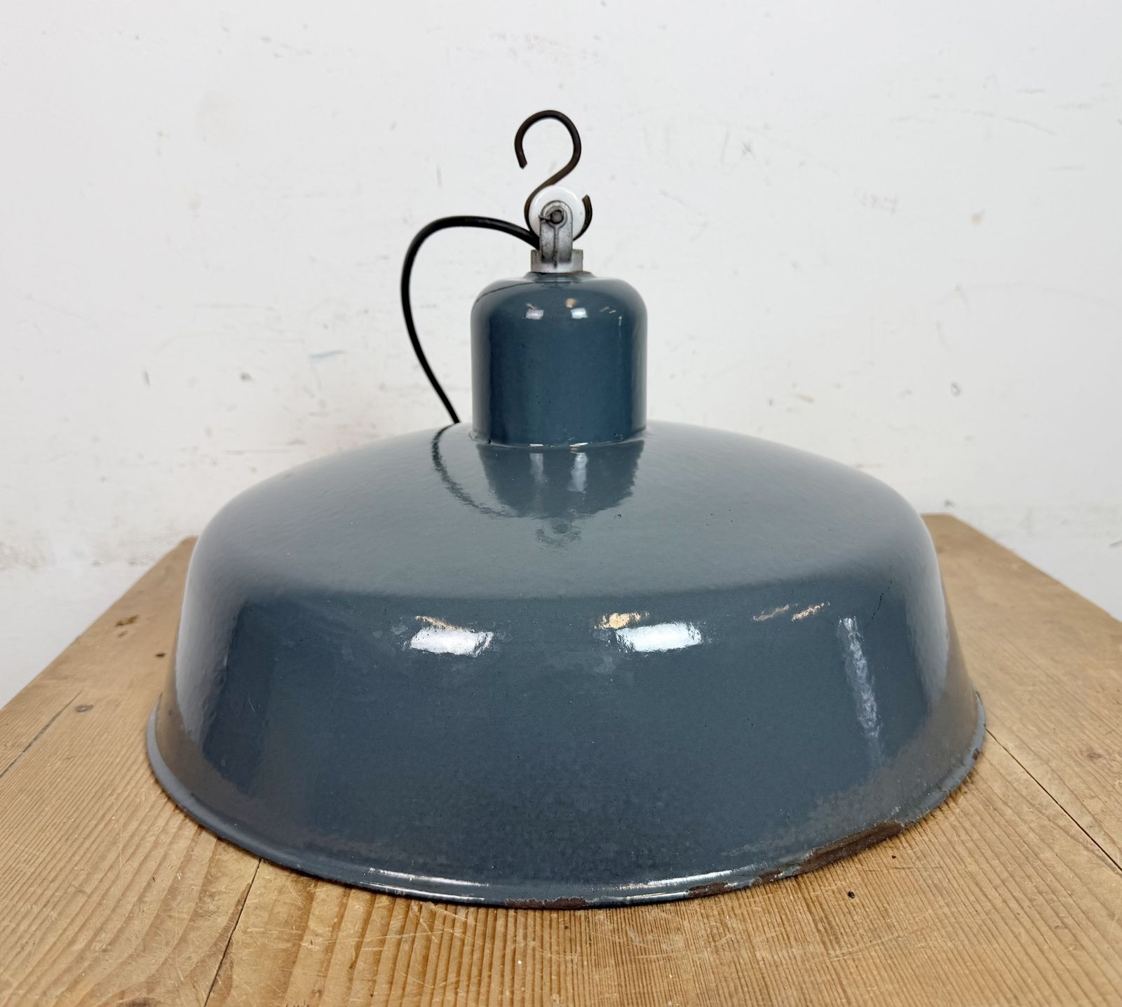 Industrial Grey Enamel Pendant Lamp From Siemens, 1930s photo vintage