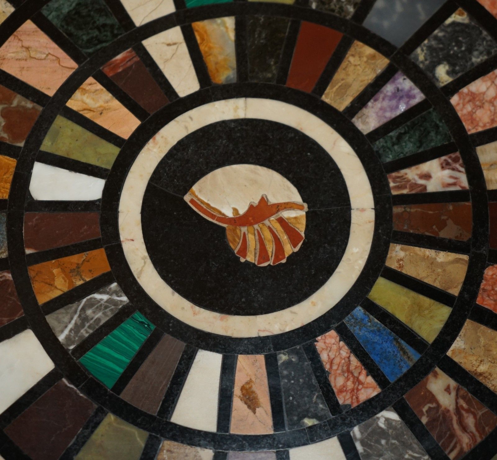A Pair Of Regency 1810 Specimen Marble Pietra Dura & Rosewood Occasional Tables photo vinterior