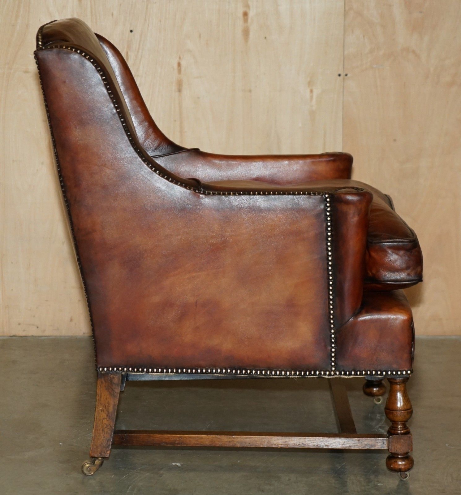 5950.0 Sublime Antique Restored English Oak & Hand Dyed Leather William Morris Armchair photo