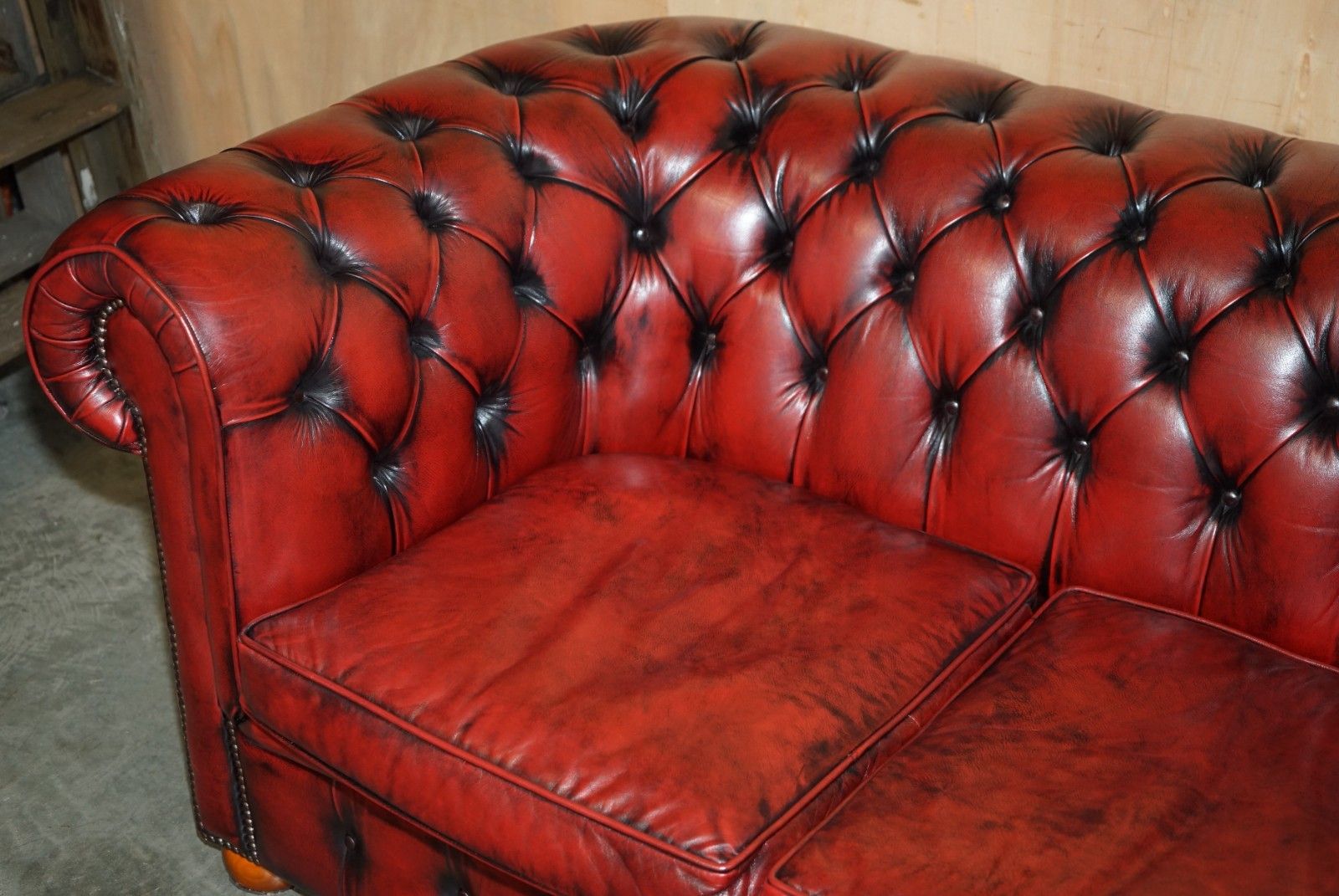 2750.0 Lovely Vintage Oxblood Bordeaux Leather Chesterfield Club Sofa Part Of Suite photo