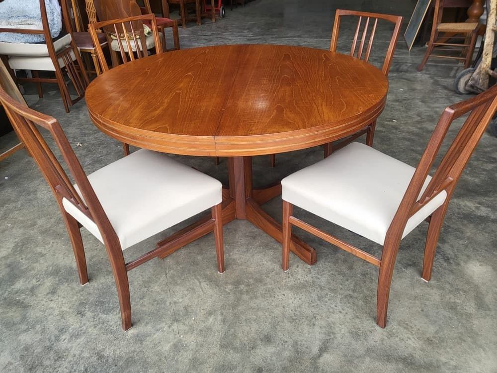 Vintage 20thc Round Teak Pedestal Dining Table + 4 Dining Chairs photo furniture