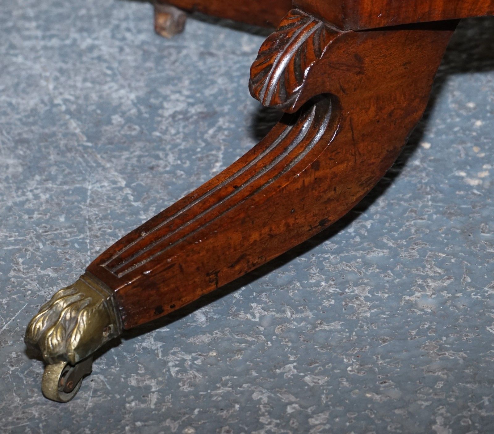 1820s Restored English Antique Pedestal Pembroke Drop Leaf Table With Drawer photo vintage