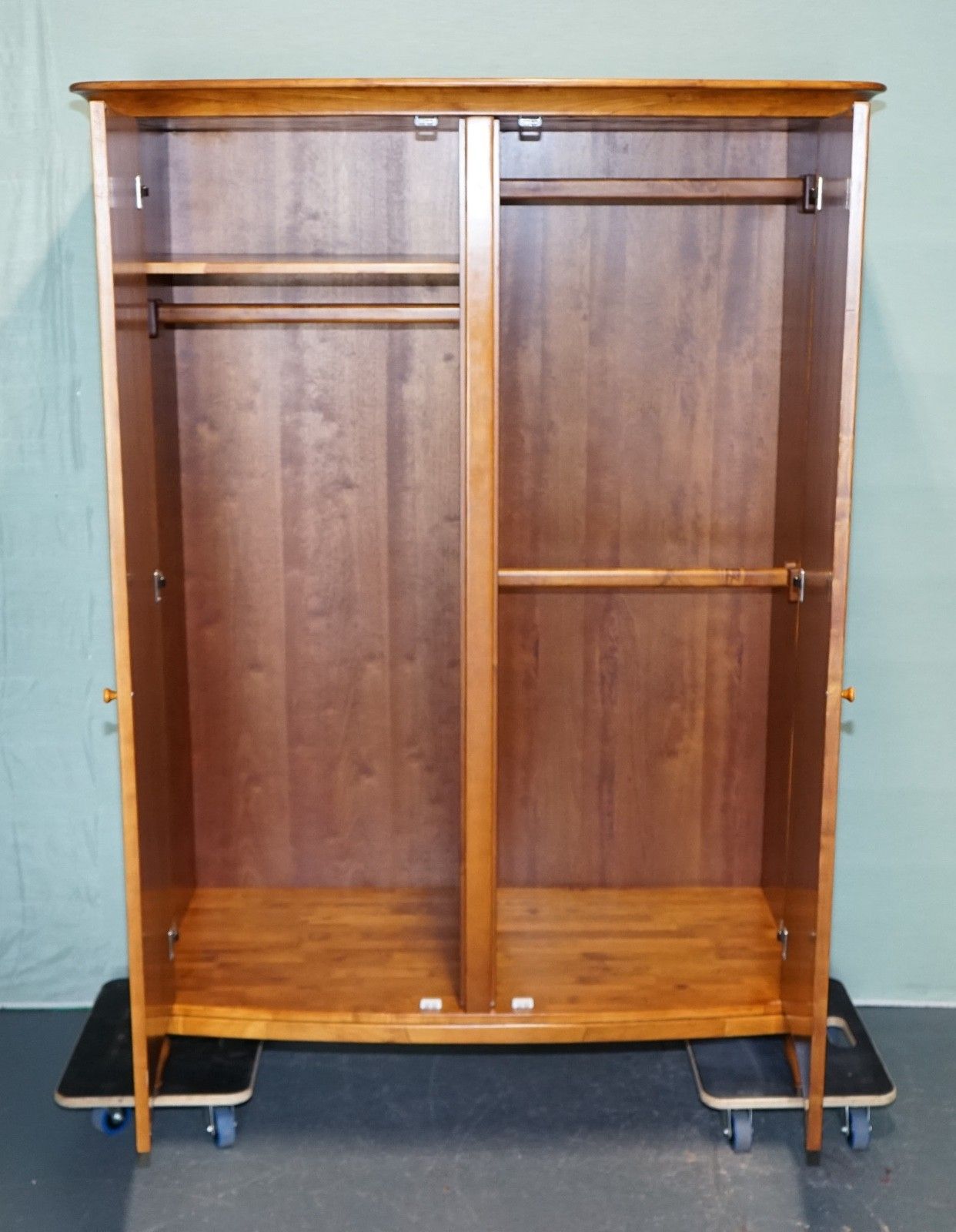 French Style Willis & Gambier Rochelle Collection Double Wardrobe (1/2) photo Furniture