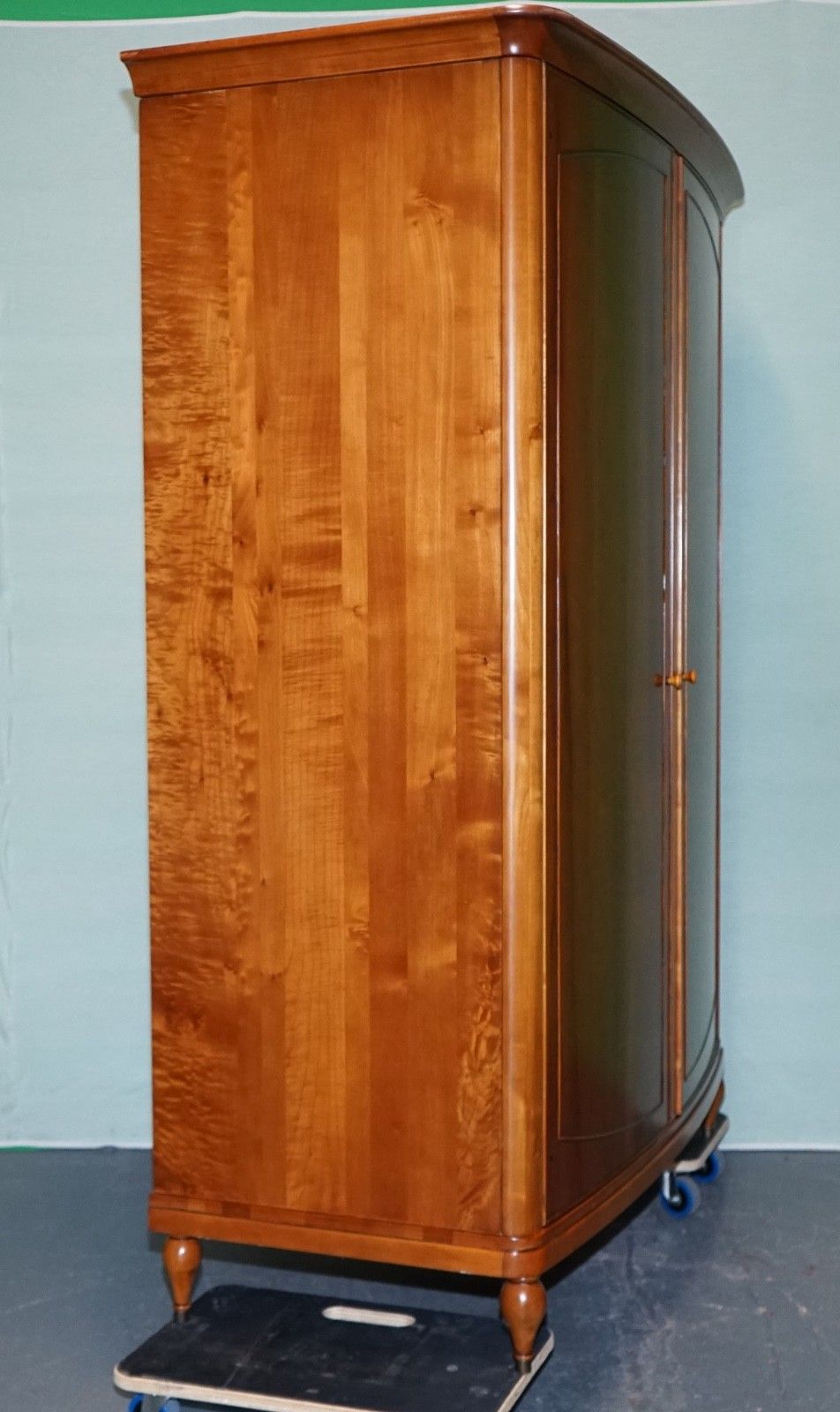 French Style Willis & Gambier Rochelle Collection Double Wardrobe (1/2) photo vintage