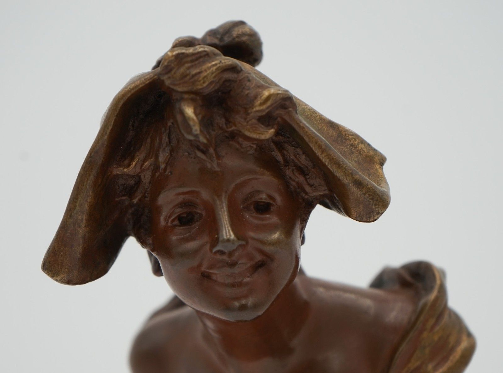 Antique 1885 1930 George Van Der Straeten Bronze Bust Of Dutch Lady photo 1250.0