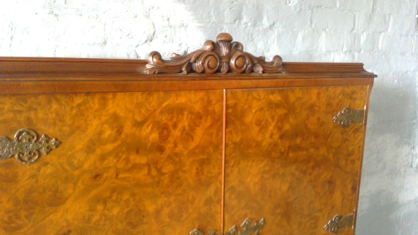 Lou And Harry Epstein A Fine Figured Burl Walnut Cocktail Cabinet In The Queen Anne Style By The Epstein Furniture Company Locks Working Supplied With photo 750.0