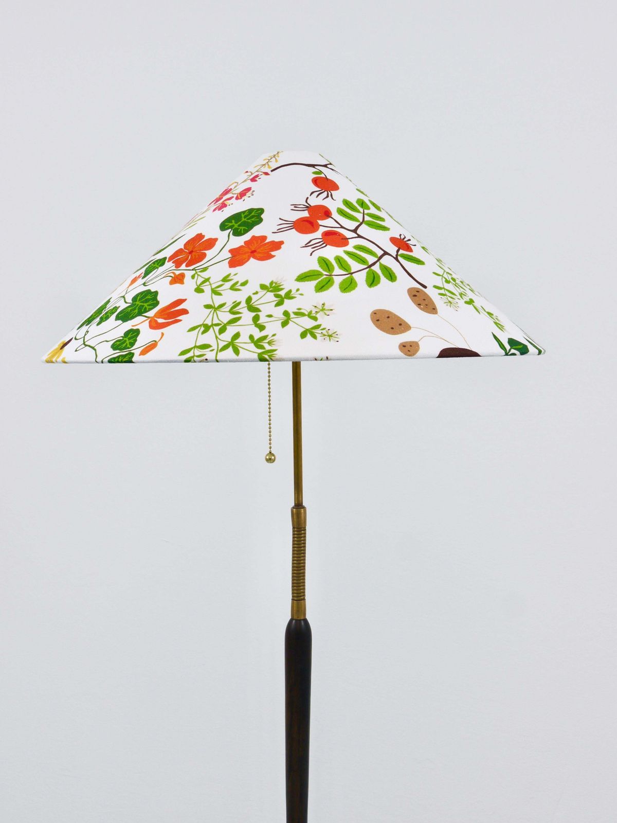 photo vinterior 1940s Adjustable Walnut & Brass Floor Lamp, Rupert Nikoll Vienna, Austria, 1950s