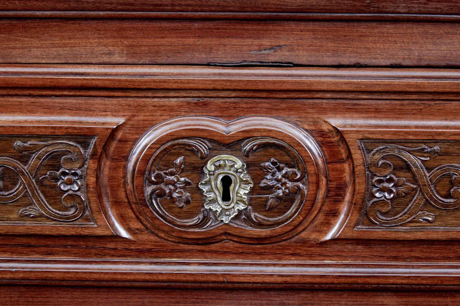 19th Century Carved Walnut French Provincial Commode photo 5495.0