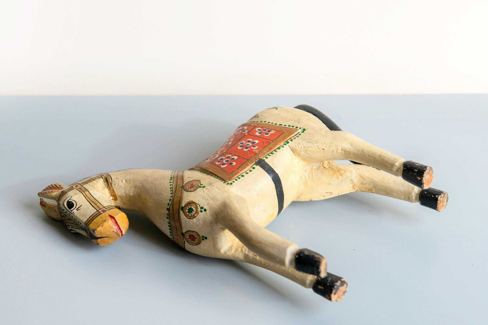 Indian Ghodi Wedding Horse, Antique Wooden Statue, Decorative Pony Figurine, Made In India, Hand Painted Horse Sculpture photo vinterior