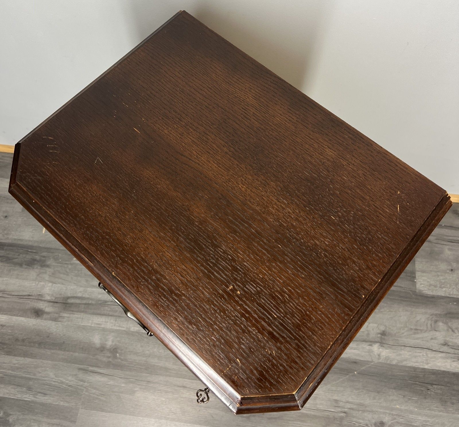 399.0 Pair Of  Bedside Tables Vintage French Nightstands Cabinets Carved Door Lot 4295 photo