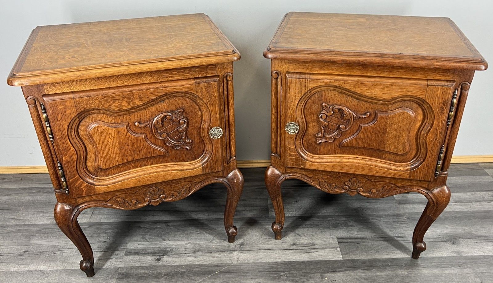 Pair Of  Bedside Tables Vintage French Louis Oak Nightstands Cabinets Lot 4272