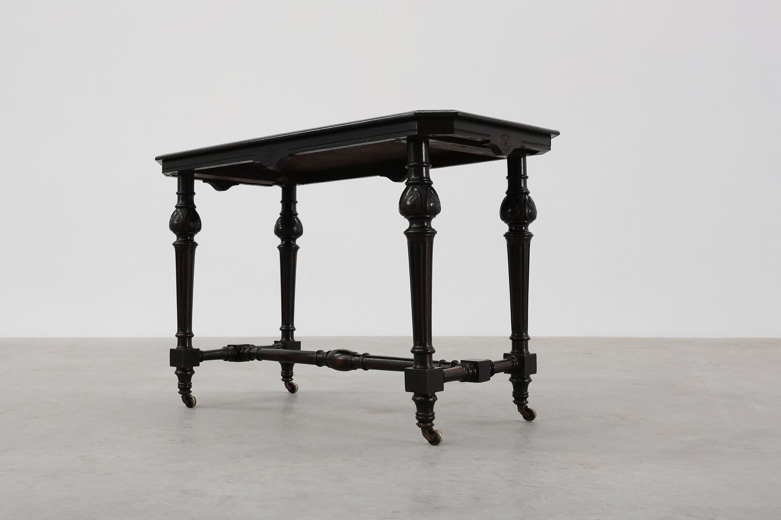 English Side Table With Geometric Wood Inlay From John Taylor & Sons, 19th Century photo vintage