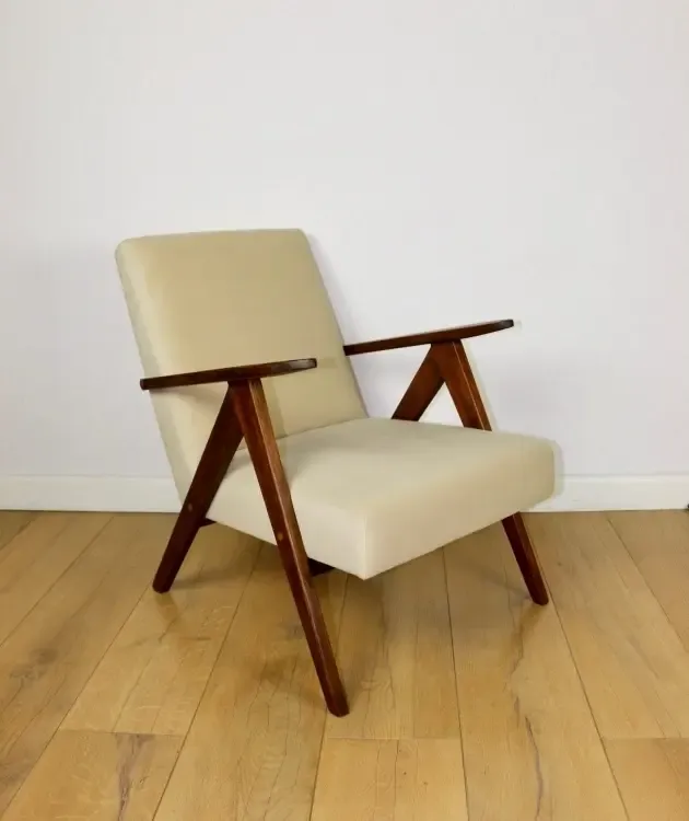 Vintage B 310 Var Armchair In Beige Velvet From The Jade Series   2 Pieces Available