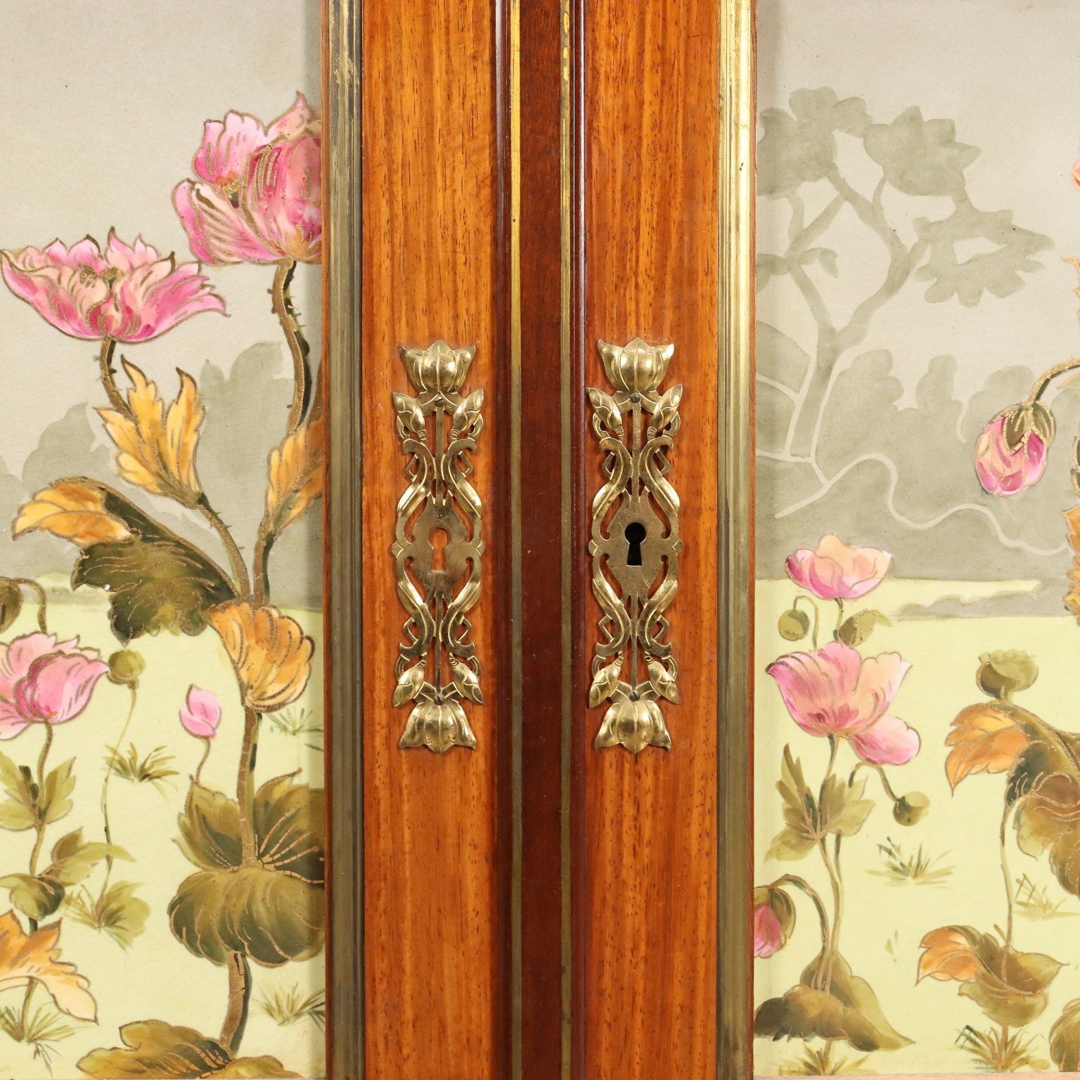photo vinterior Showcase Art Nouveau Mahogany Italy XIX Century