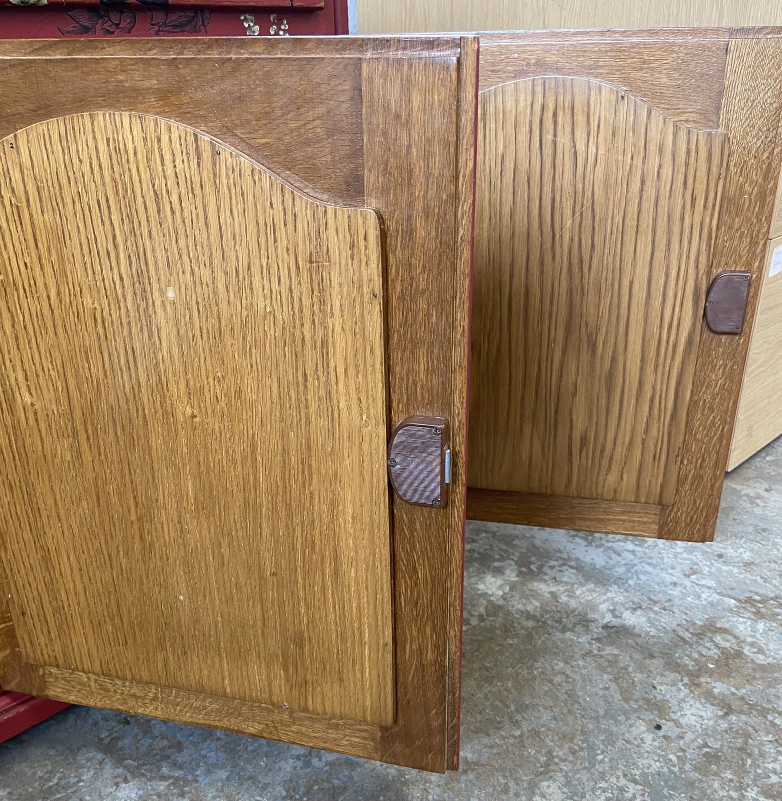 photo vinterior Sideboard Red Decorative, 1980s