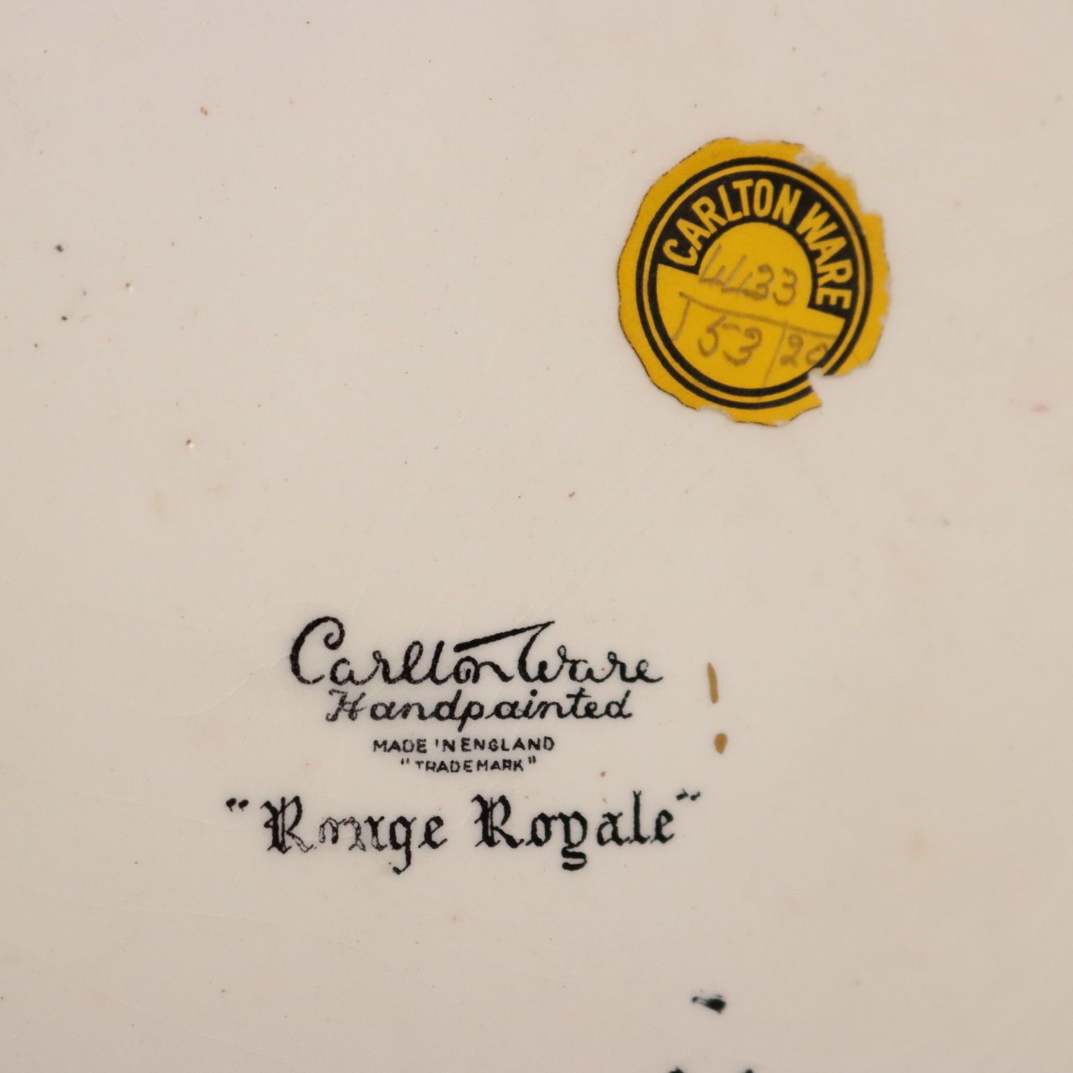 photo vintage Coppia Di Potiches In Ceramica Manifattura Carlton Ware