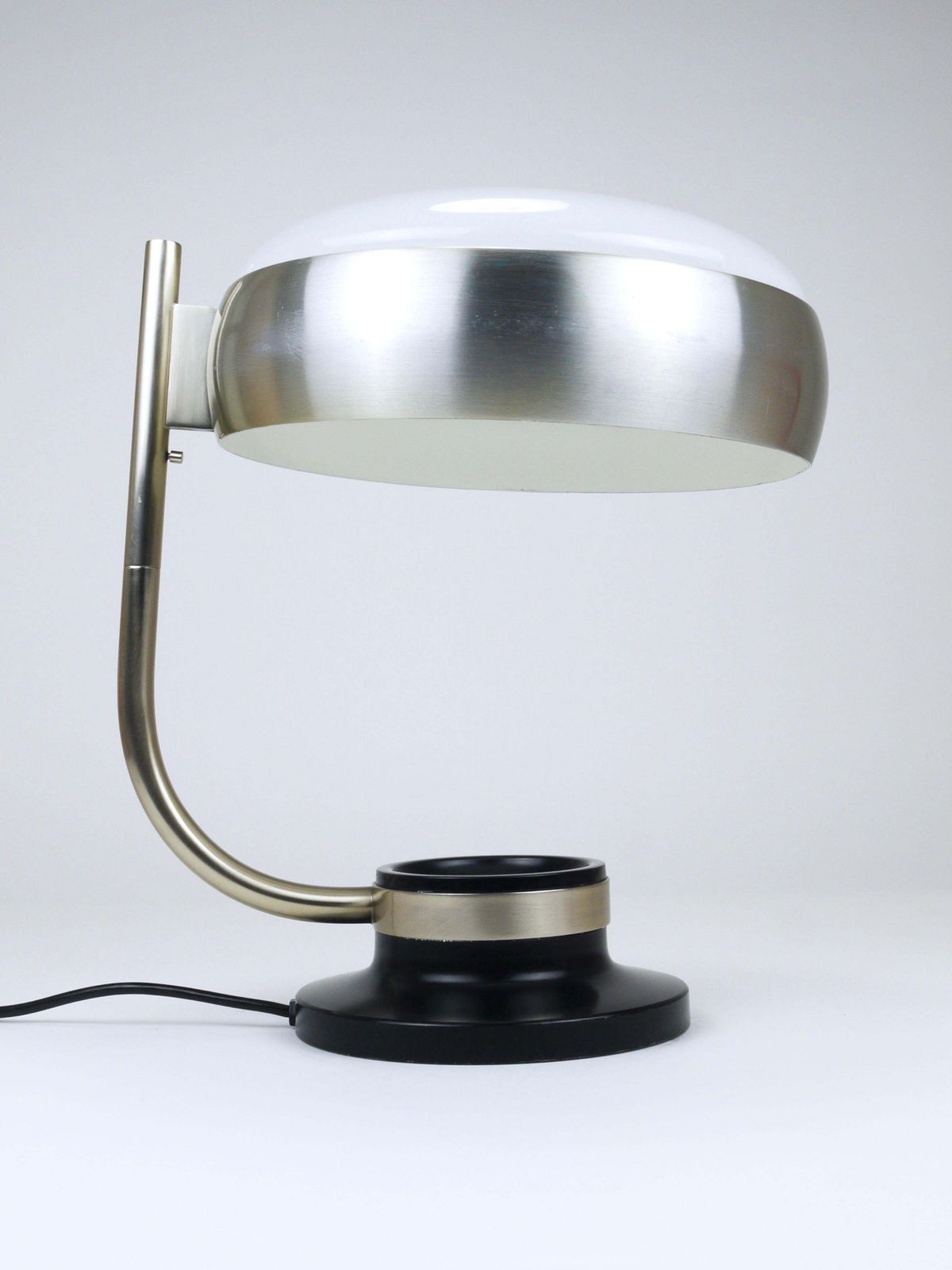 2045.0 Oscar Torlasco Black & Nickel Table Desk Swivel Lamp, Lumi Milano, Italy, 1960s photo