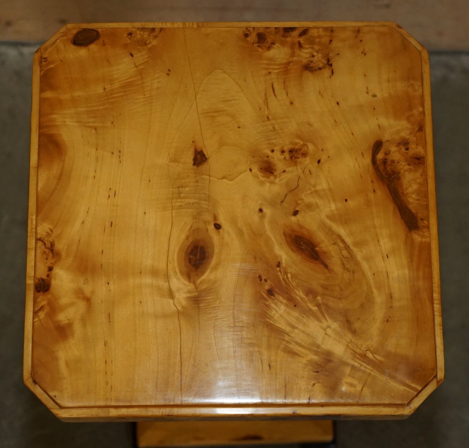Lovely Pair Of Art Deco Biedermeier Style Burr Walnut Plant Jardiniere Stands photo Home Decor