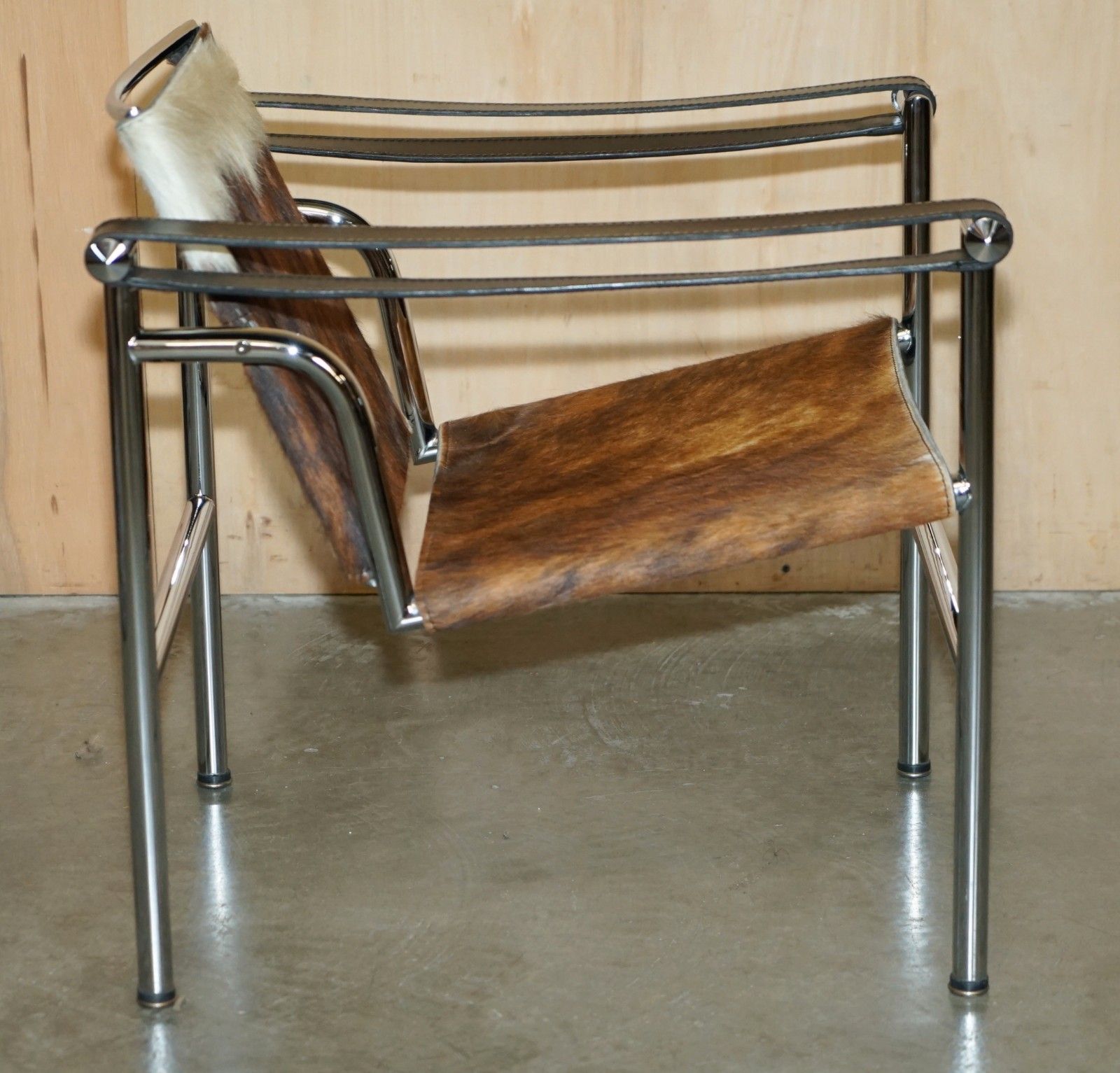photo for sale Designer Vintage Mid Century Modern Le Corbusier Cassina Lc1 Pony Hide Armchair