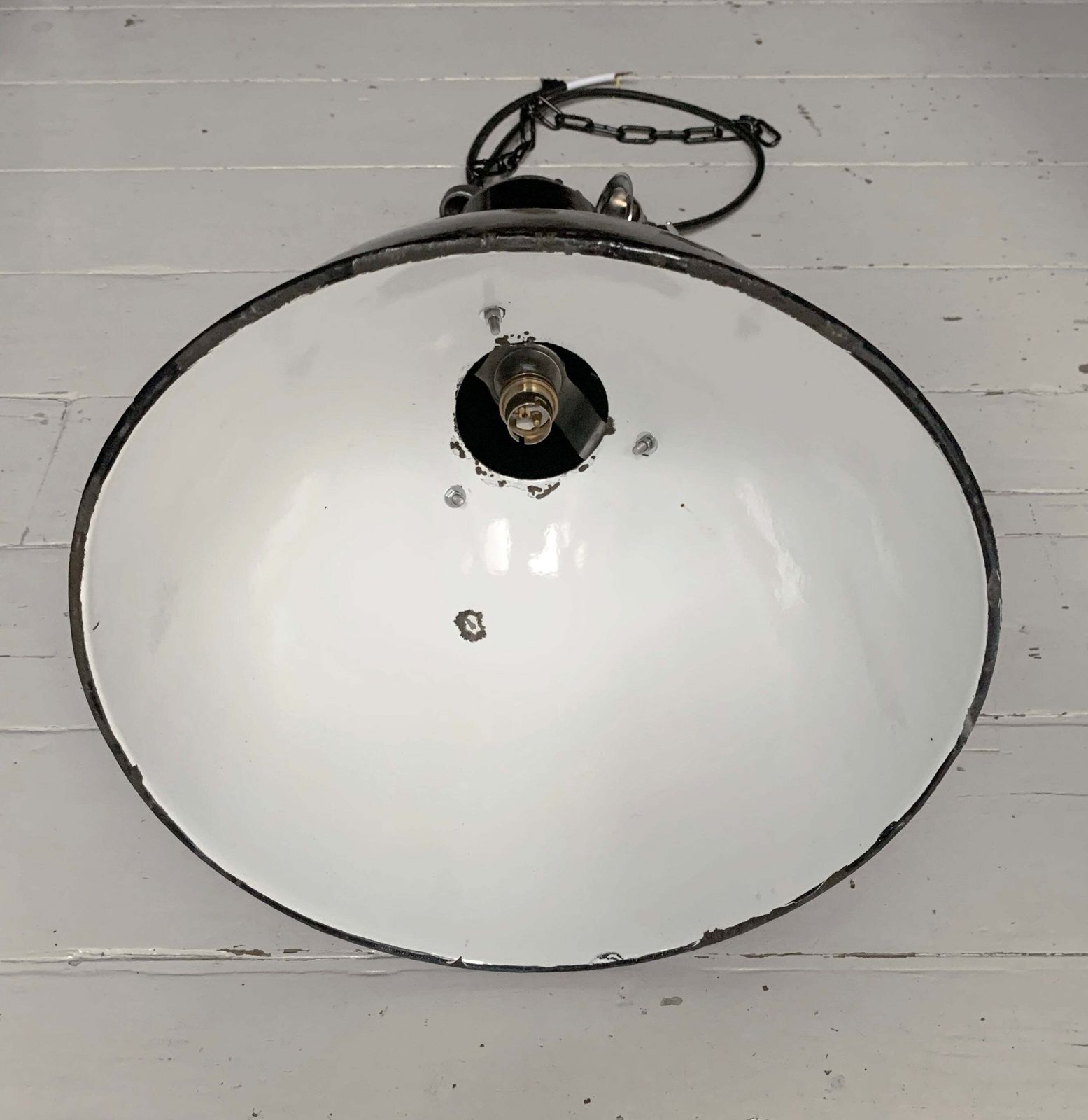 photo vinterior Vintage Industrial Black Enamel Pendant Lamp By Elektrosvit, 1950's / Soviet Era