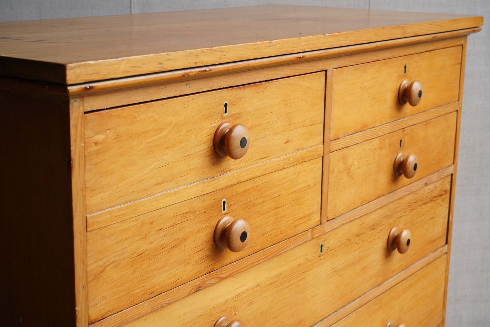 photo furniture Large Chest Of Drawers