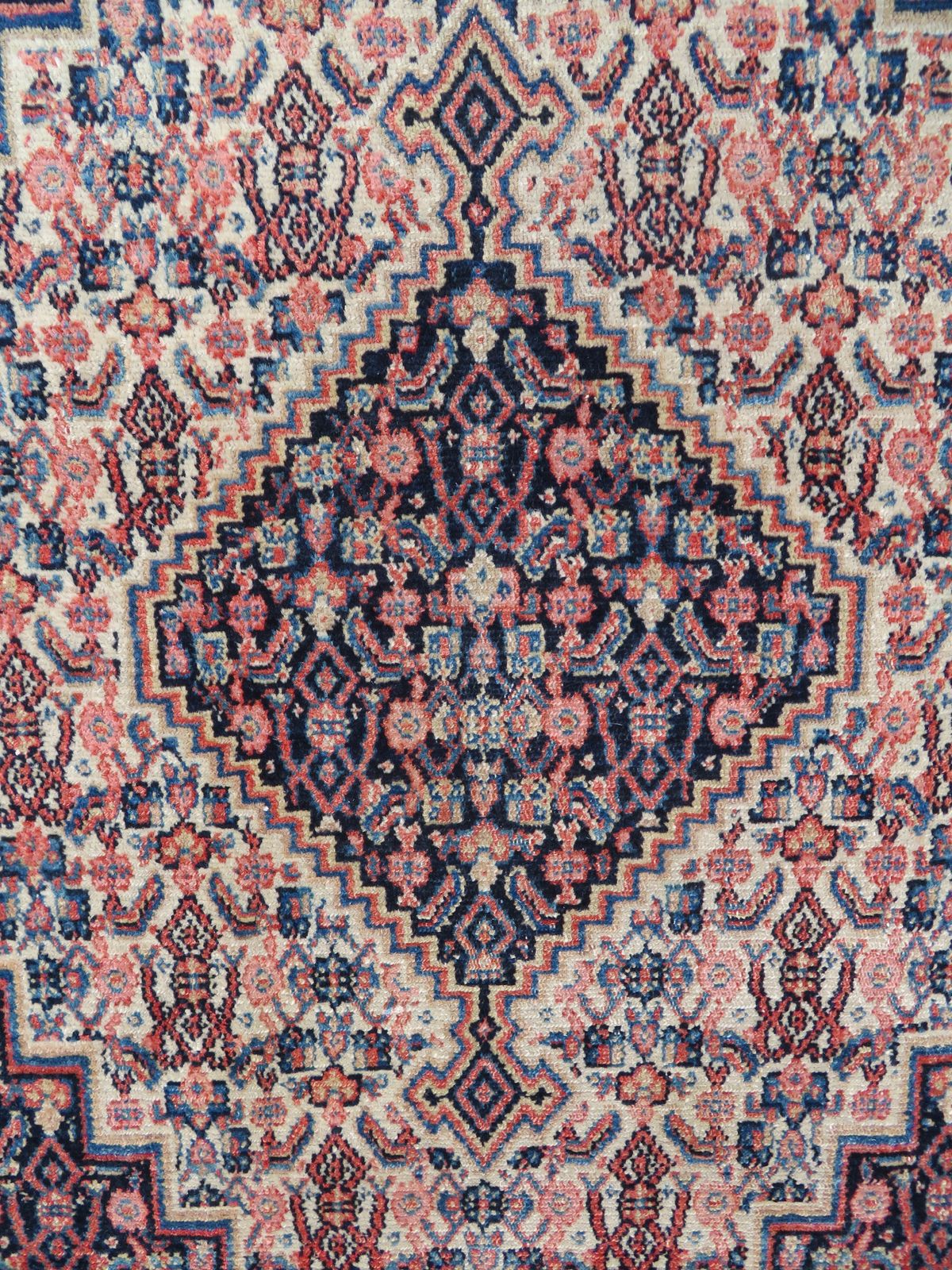 Kurdish Senneh Rug. 135cm X 102cm. photo for sale