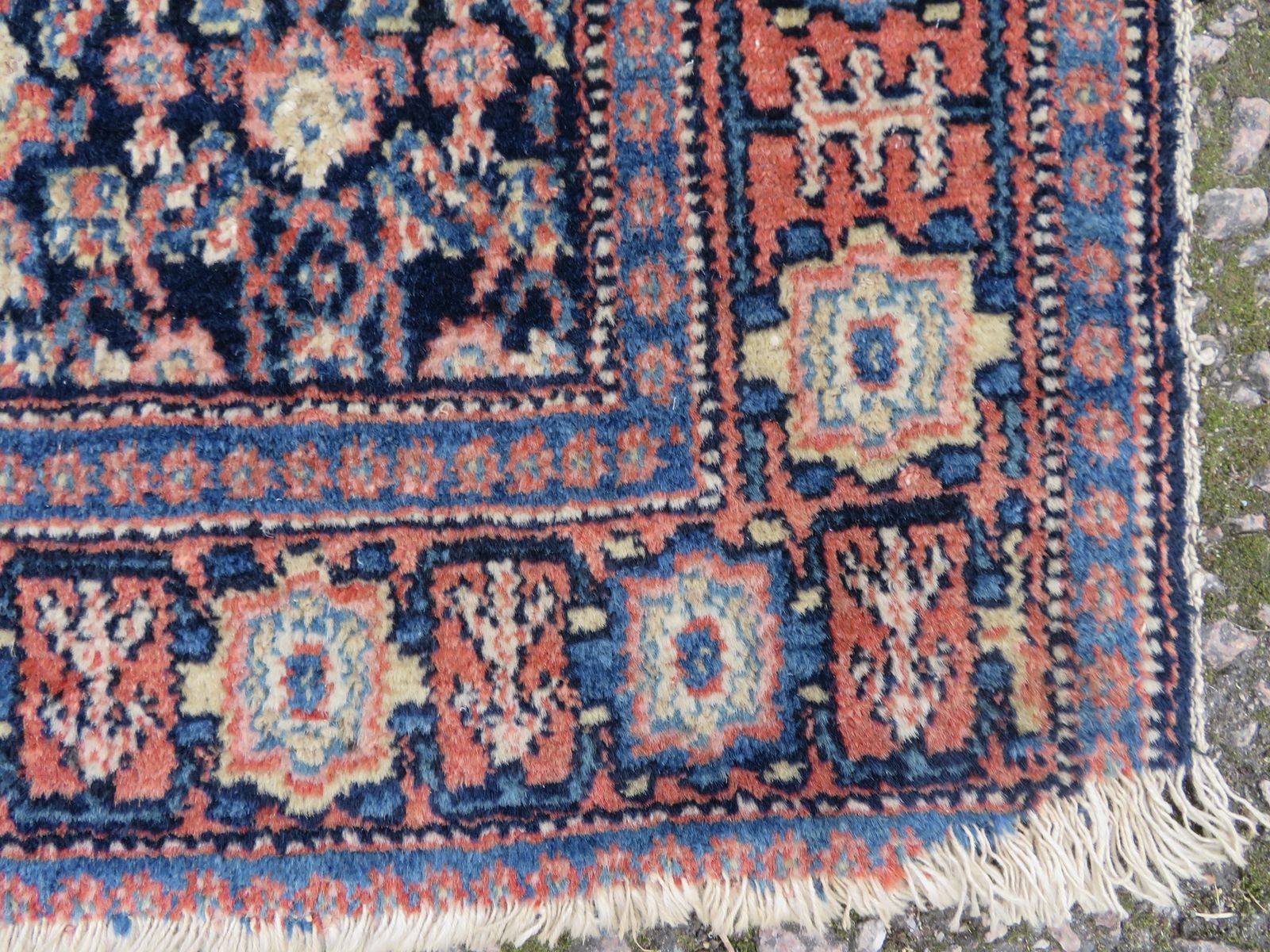Kurdish Senneh Rug. 135cm X 102cm. photo buy