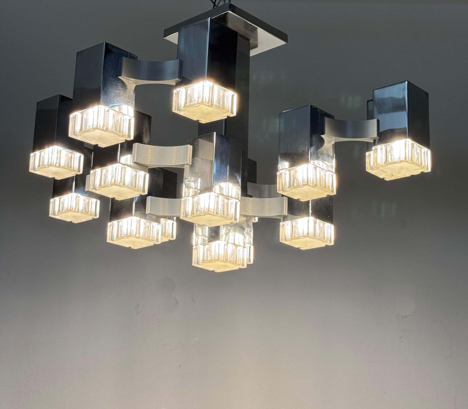 photo vintage Large Gaetano Sciolari "Cubic" Chandelier Flush Mounth