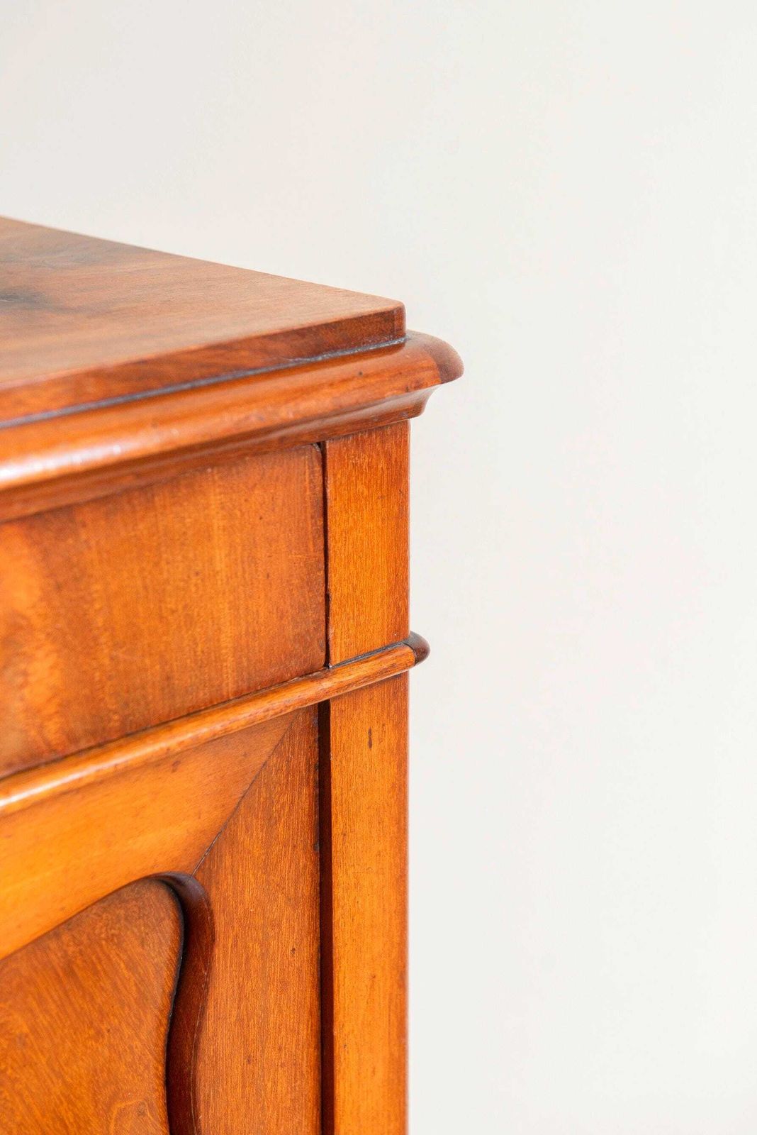 photo furniture Antique Walnut Side Cabinet, 19th Century Wooden Chest With Drawer, Classic Victorian Bedside Table