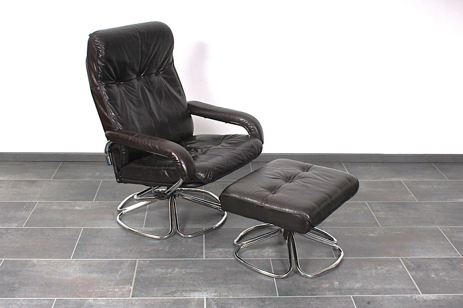 photo for sale Set Of Lounge Chair And Ottoman In Dark Brown Leather, From Unico 1970s, Set Of 2