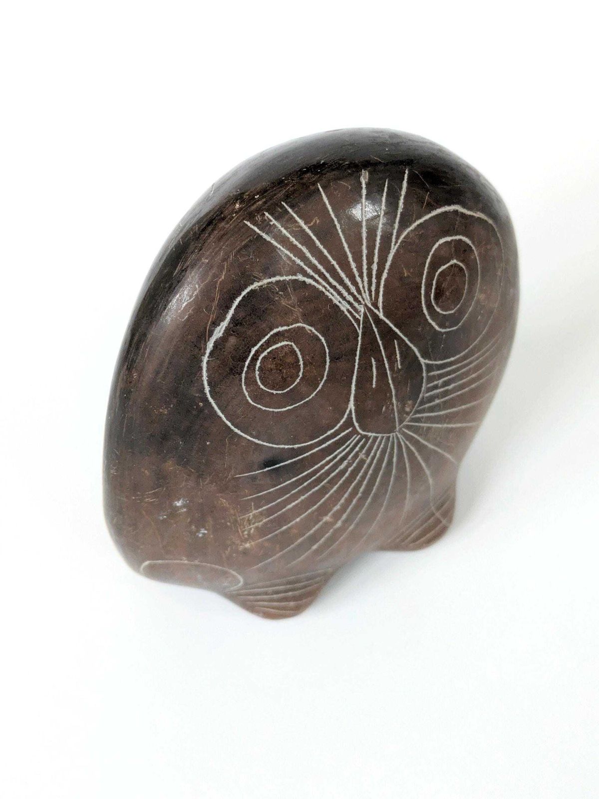 Vintage Mexican Barro Negro Owl Figurine, Oaxaca Black Clay Pottery, Hand Carved Sgraffito Folk Art, 1970s photo vinterior