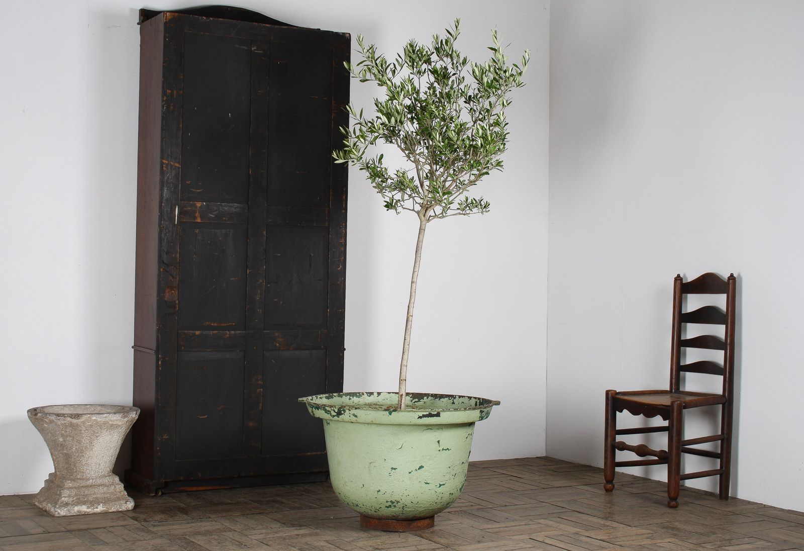 Large Copper Green Painted Cast Iron Cauldron Garden Planter Pot photo for sale