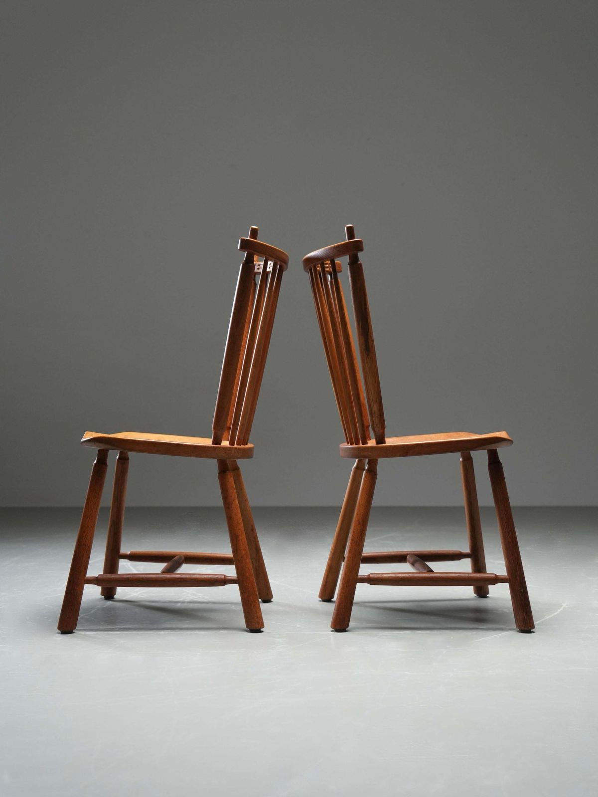 photo for sale Set Van 8 Spijlenrugstoelen In Eiken Van 'De Ster' Gelderland, Jaren 1960