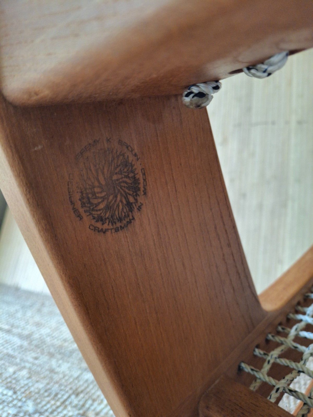 photo vintage Fab Vintage 1970s Jeremy Broun Studio High Backed Rocking Chair Ash? Blonde Wood