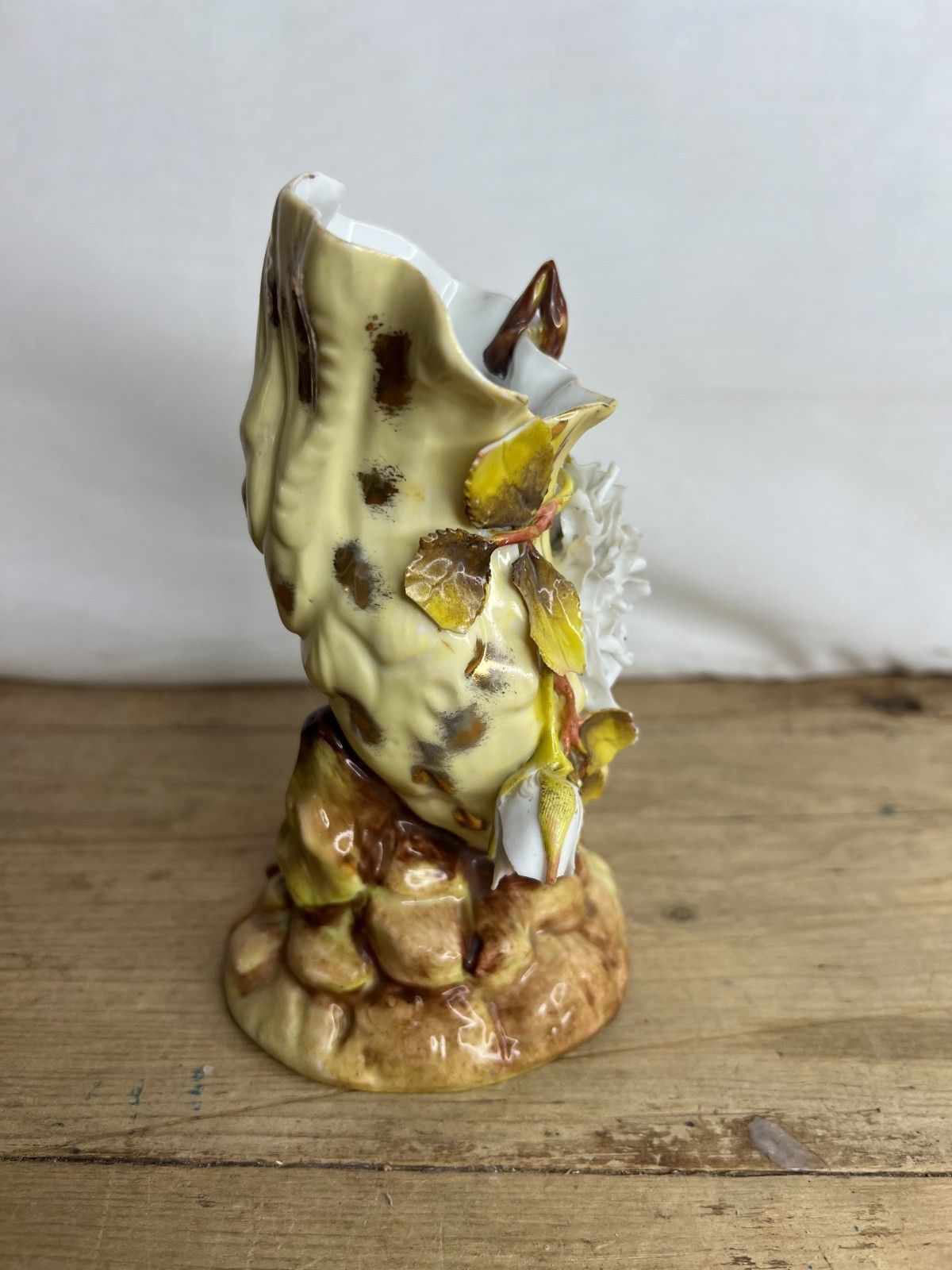 Antique Porcelain Cornucopia Shell Vase Brown And Yellow Je 476 Good Condition photo 79.0